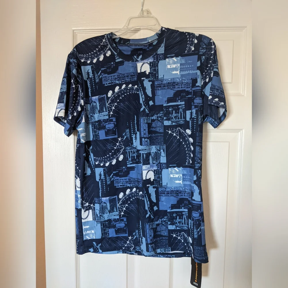 Brand new Marks and Spencer T-shirt featuring the Millennium Wheel, NWT, medium